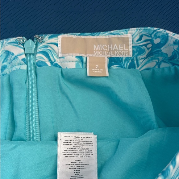 Patterned Skirt - Picture 2 of 4